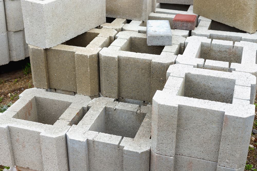 Warehouse cinder block and products from cement slurry for construction